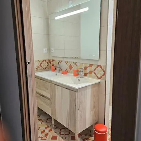 Maison En Provence Avec Piscine Dom wakacyjny Sainte-Tulle